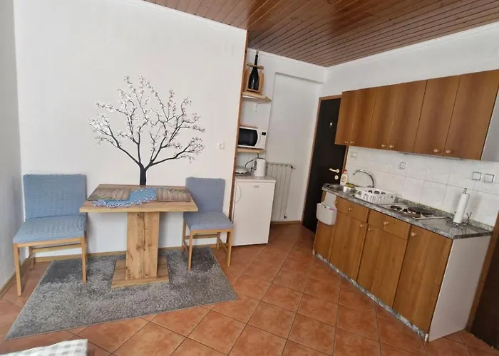 Kometer شقة بوويتش